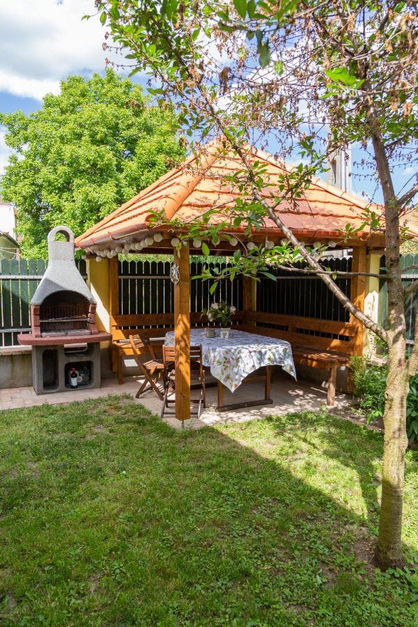 Vanilia Apartman Eger Exterior photo